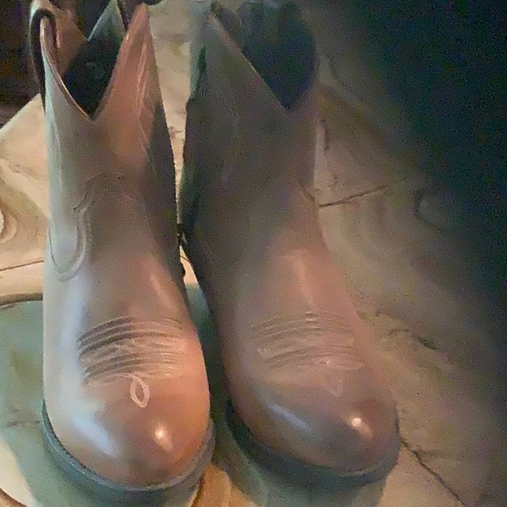 Tan Western Ankle Boots - Picture 4 of 4